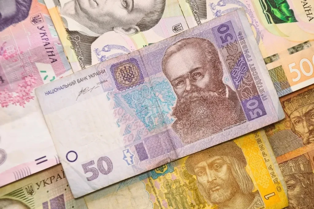 3209 гривень на життя: з чого складається прожитковий мінімум українців