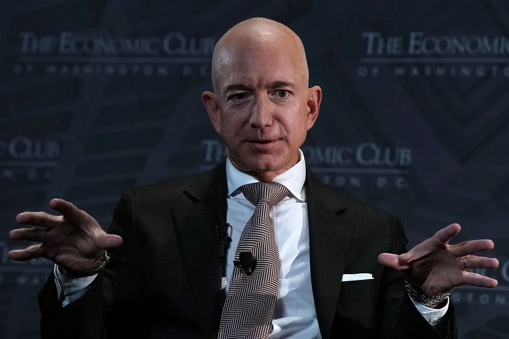 Як Безос став мільярдером: Amazon починався з книжок, а виріс у світового гіганта